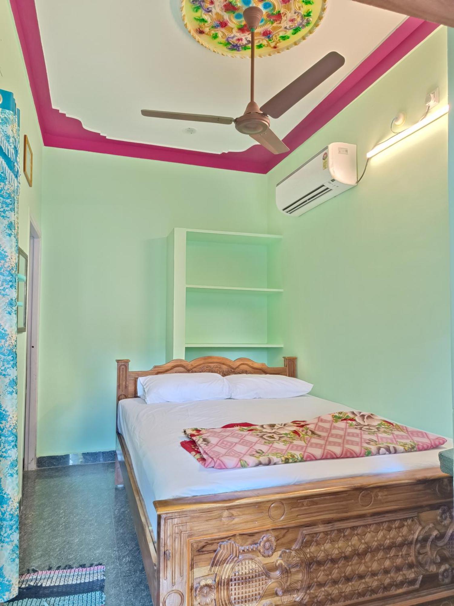 Liya Guest House Tiruvannāmalai Dış mekan fotoğraf
