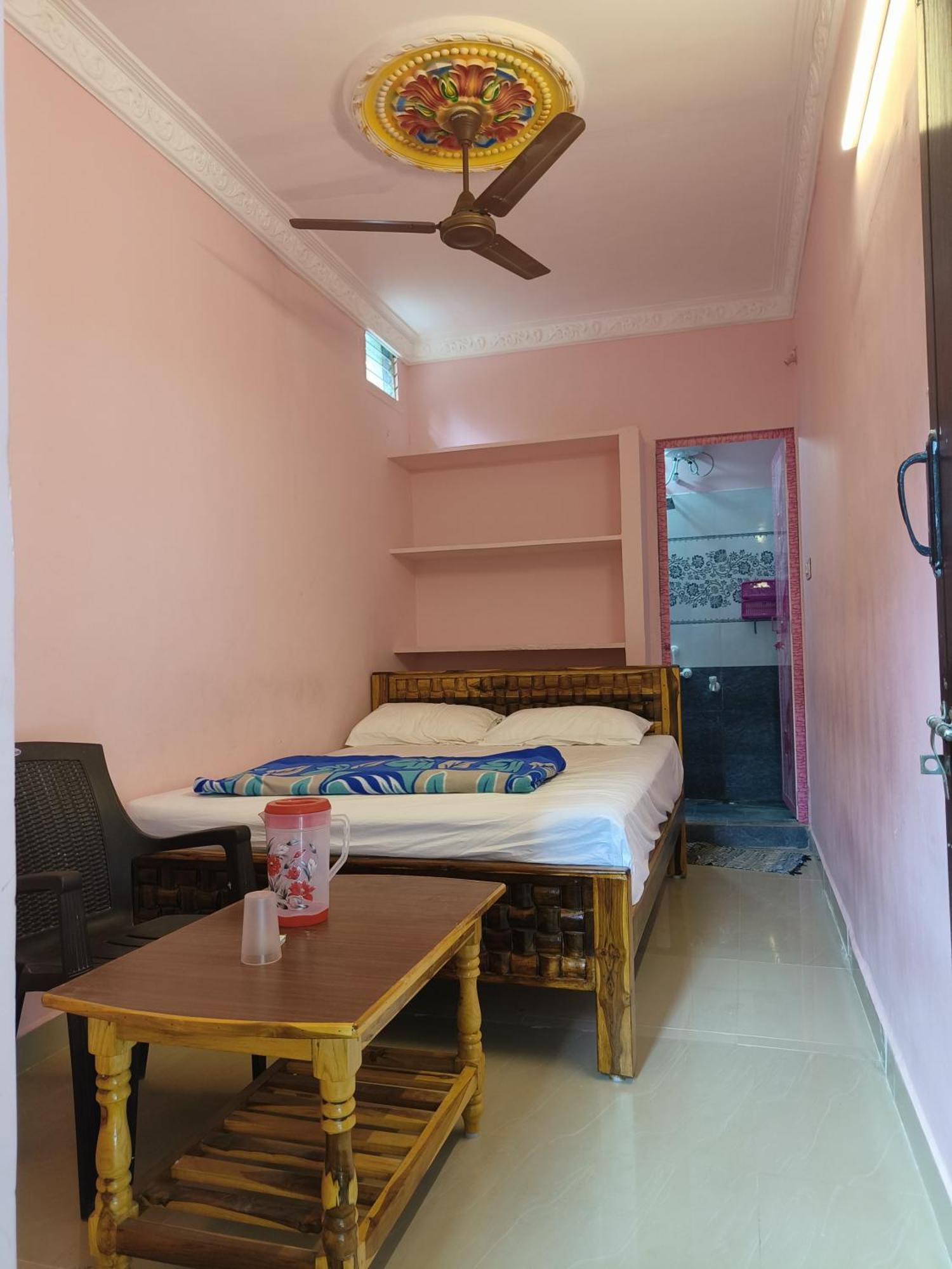Liya Guest House Tiruvannāmalai Dış mekan fotoğraf